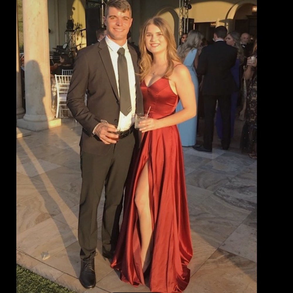 Dress - Picture 3 of 3